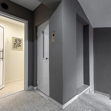 Smart And Apartment *